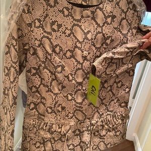 BNWT100%Leather/Suede Brown/Ivory Snakeskin Jacket